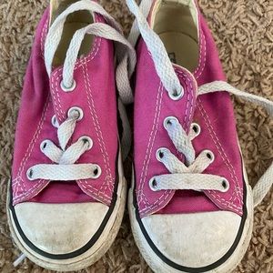 Converse sneakers low top pink